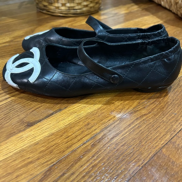 Chanel Cambon Quilted Leather Maryjane Ballet Flats - Rare and Hard to Find!! - Picture 8 of 15